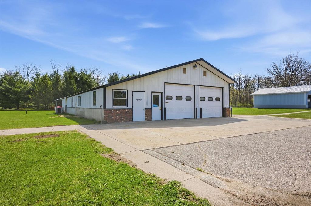 Photo of 4182 State Road 23, Wisconsin Dells, WI 53965 (MLS # 2021412)