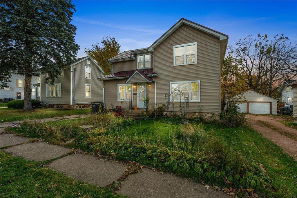 Photo of 310 W 4th STREET, Marshfield, WI 54449 (MLS # 22505176)