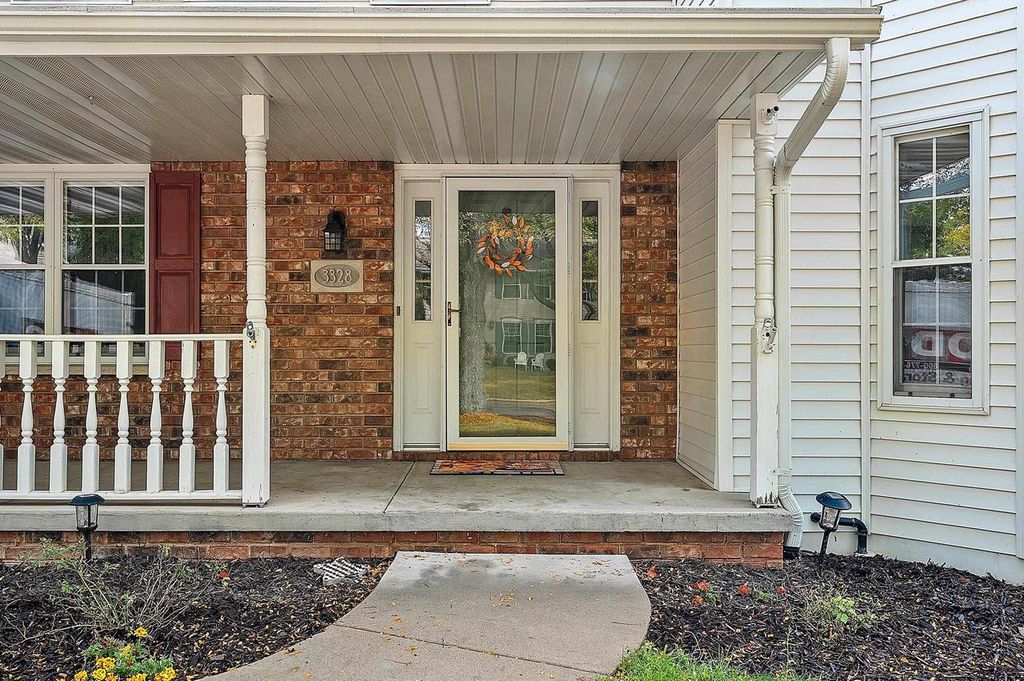Photo of 3328 Davies AVENUE, Green Bay, WI 54311 (MLS # 50315701)