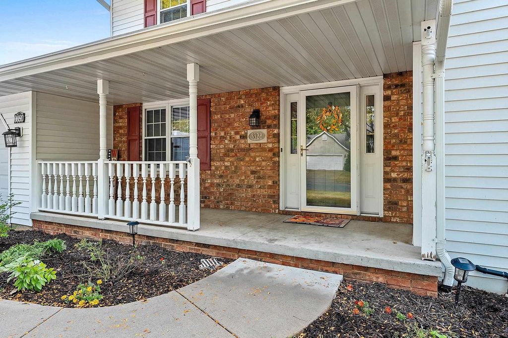 Photo of 3328 Davies AVENUE, Green Bay, WI 54311 (MLS # 50315701)