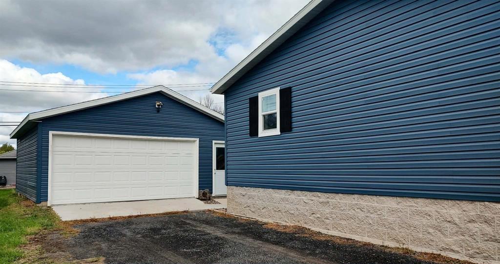 Photo of 250 E MD STREET, Cadott, WI 54727 (MLS # 1605221)