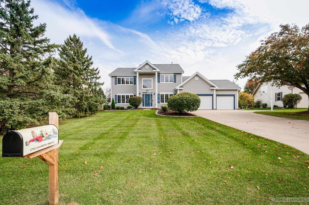 Photo of 2742 Jasmine DRIVE, Fitchburg, WI 53711 (MLS # 2015787)