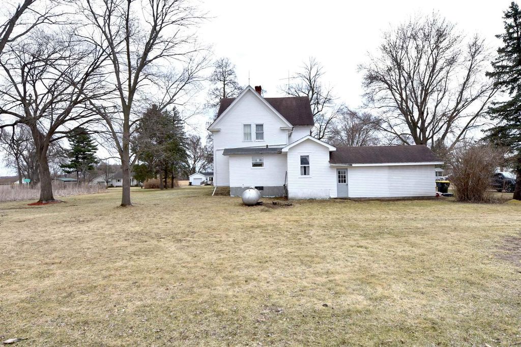 Photo of E11312 Highway 60 Blvd, Sauk City, WI 53583 (MLS # 2019033)