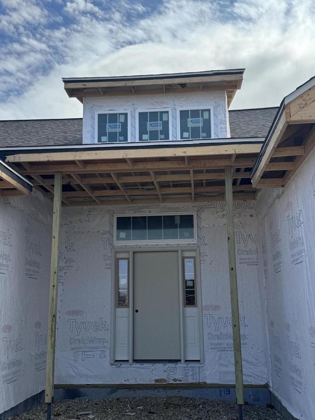 Photo of 557 Talbot's Woods DRIVE, Dousman, WI 53118 (MLS # 1949357)