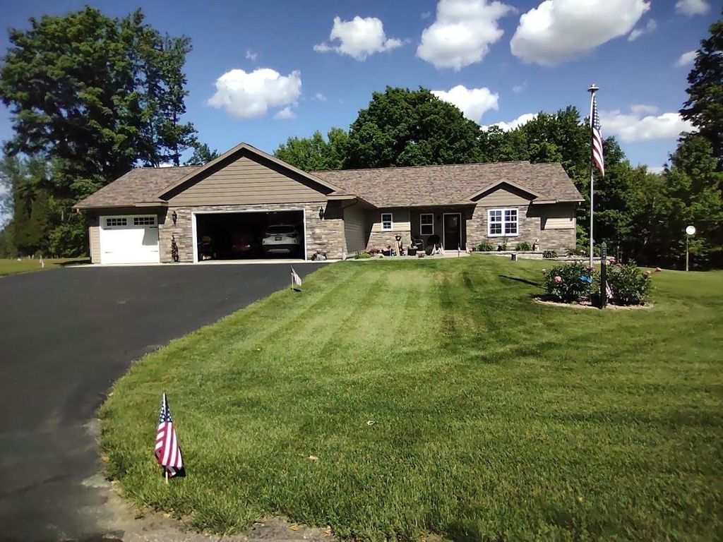 Photo of N3061 River Trace ROAD, Antigo, WI 54409 (MLS # 22600493)