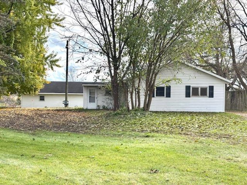 Photo of W3869 State Road 106, Fort Atkinson, WI 53538 (MLS # 2011814)
