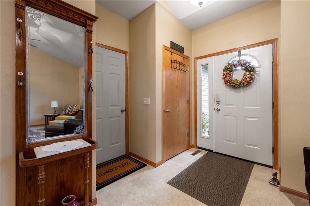 Photo of 829 Bluff View CIRCLE, Chippewa Falls, WI 54729 (MLS # 1595660)