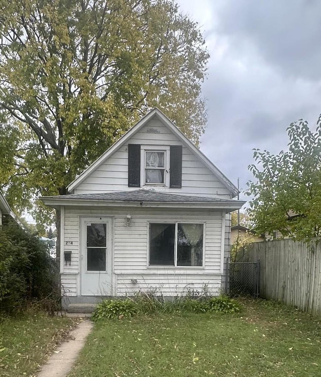 Photo of 214 Rose STREET, La Crosse, WI 54603 (MLS # 1941065)