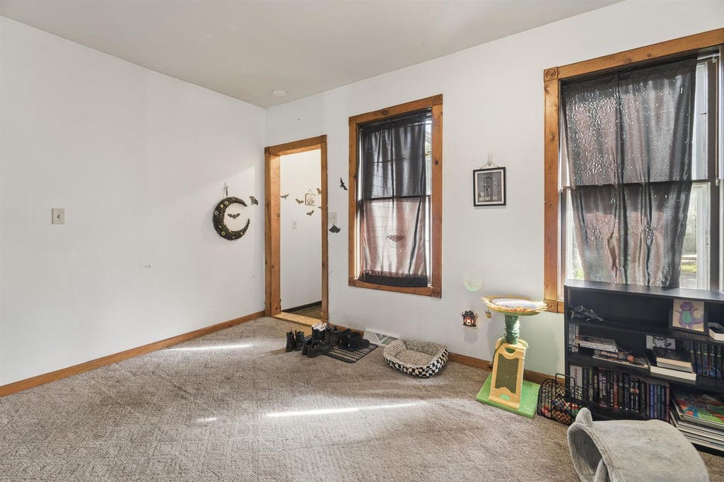 Photo of 839 Franklin STREET, Oshkosh, WI 54901 (MLS # 50334205)