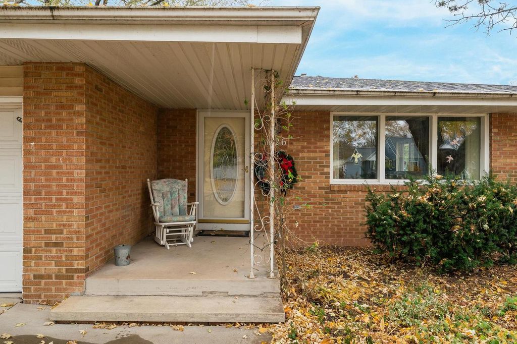 Photo of 1126 S Park AVENUE, Neenah, WI 54956 (MLS # 50318436)