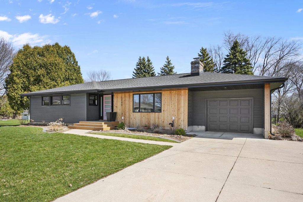 Photo of 1145 Werner COURT, Sun Prairie, WI 53590 (MLS # 2020639)