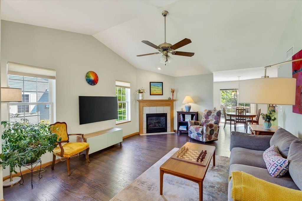 Photo of 1070 Vinyard DRIVE, Oregon, WI 53575 (MLS # 2021254)