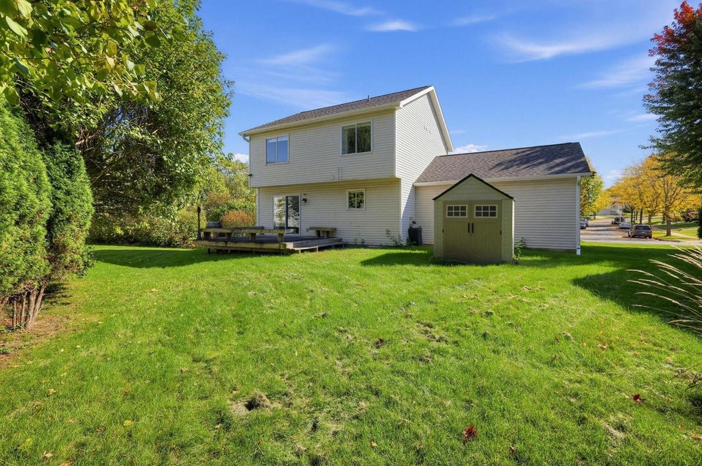 Photo of 1138 Glacier Hill DRIVE, Madison, WI 53704 (MLS # 2034193)
