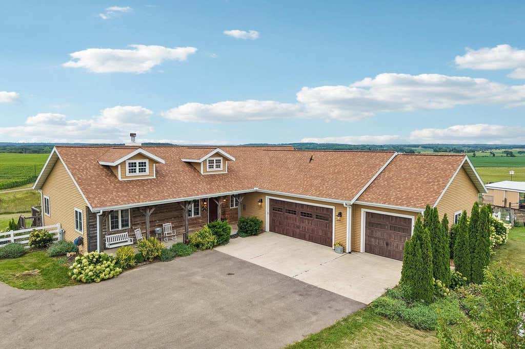 Photo of N3346 Anderson ROAD, Rio, WI 53960 (MLS # 2029526)
