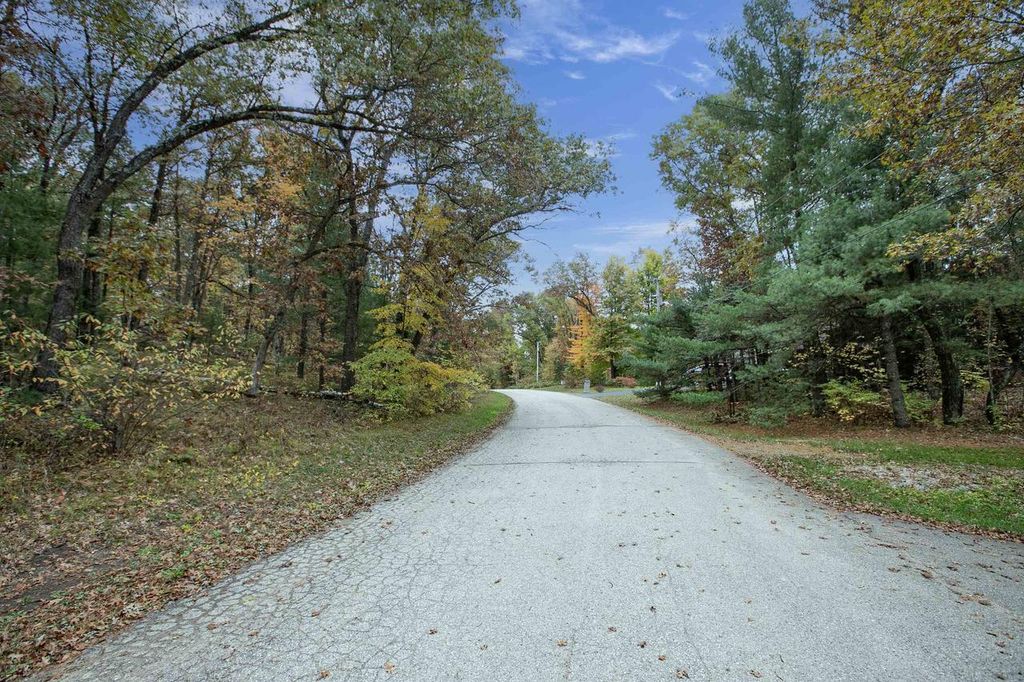 Photo of N1435 Spirit Ridge ROAD, Keshena, WI 54135 (MLS # 50316910)
