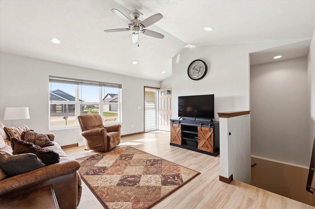 Photo of 2220 Antelope TRAIL, Kaukauna, WI 54130 (MLS # 50334257)
