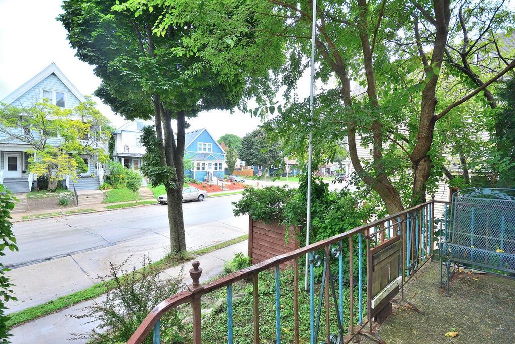 Photo of 2823 S Delaware AVENUE, Milwaukee, WI 53207 (MLS # 1934402)