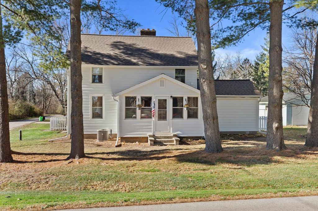 Photo of W380N8481 Mill STREET, Oconomowoc, WI 53066 (MLS # 1951104)