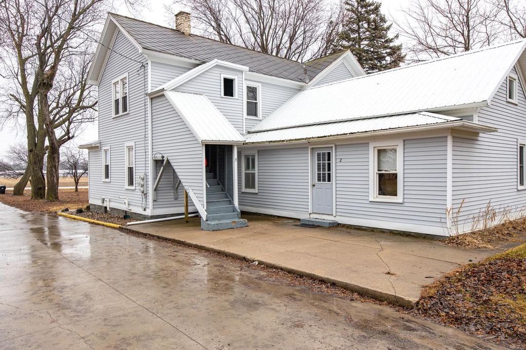 Photo of 9651 Clayton AVENUE, Neenah, WI 54956 (MLS # 50321989)