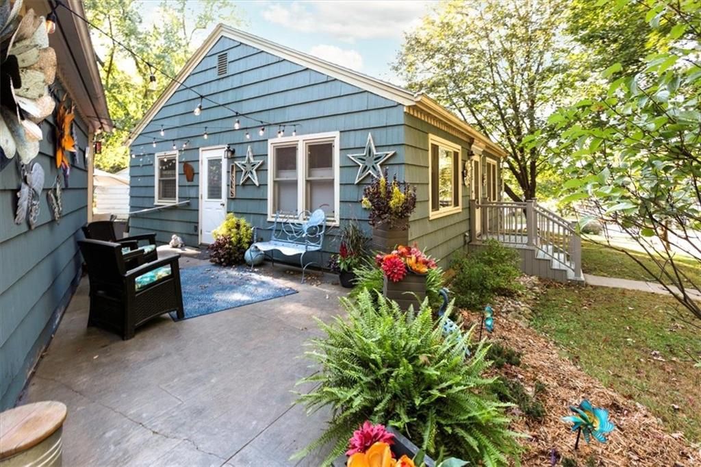 Photo of 813 Oakwood BOULEVARD, Menomonie, WI 54751 (MLS # 1596404)