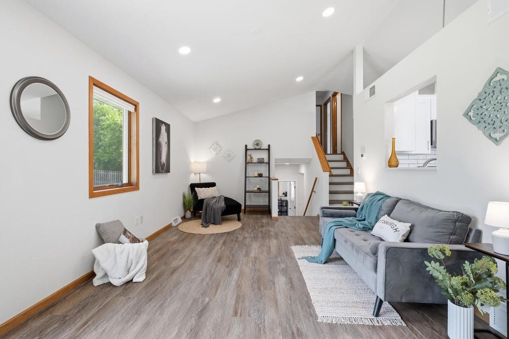 Photo of 8405 Shale DRIVE, Madison, WI 53719 (MLS # 2023396)