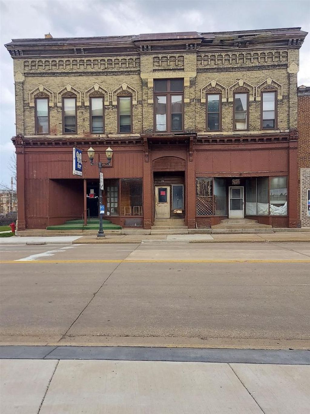 Photo of 2 Tayco STREET, Menasha, WI 54952 (MLS # 50323641)