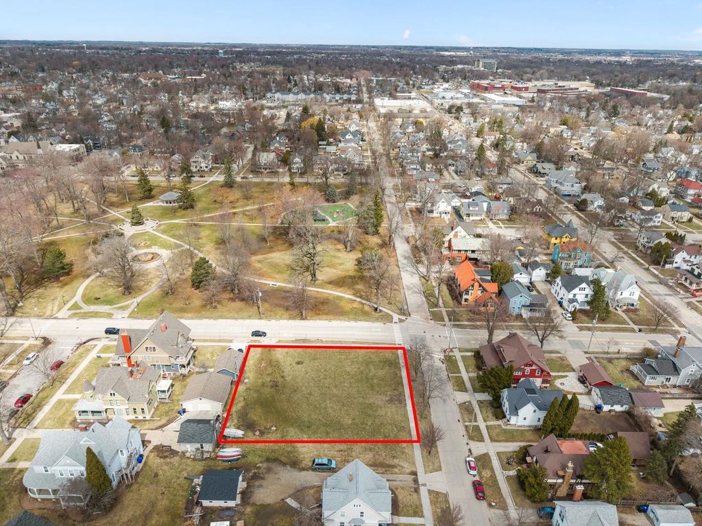 Photo of 229 N Union STREET, Appleton, WI 54911 (MLS # 50323165)