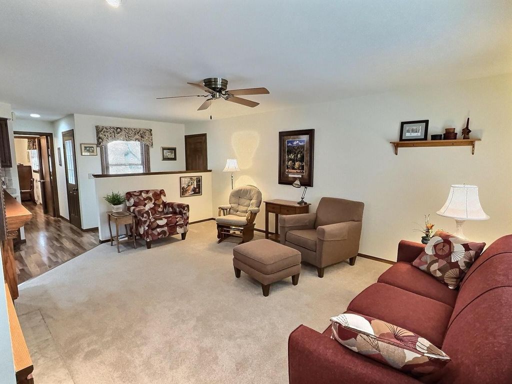 Photo of 1313 E Murdock AVENUE, Oshkosh, WI 54901 (MLS # 50323696)