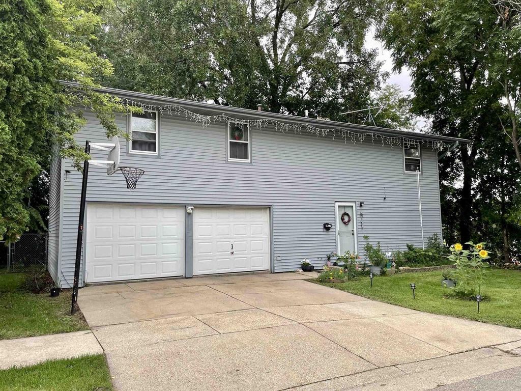 Photo of 909 Mulberry STREET, Lake Mills, WI 53551 (MLS # 1941698)