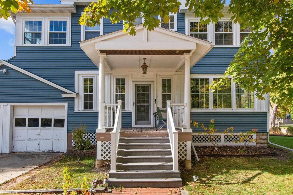 Photo of 515 Keyes STREET, Menasha, WI 54952 (MLS # 50320891)