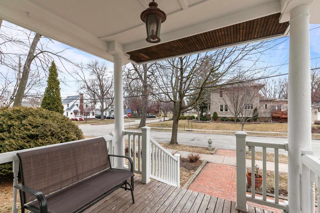 Photo of 515 Keyes STREET, Menasha, WI 54952 (MLS # 50320891)