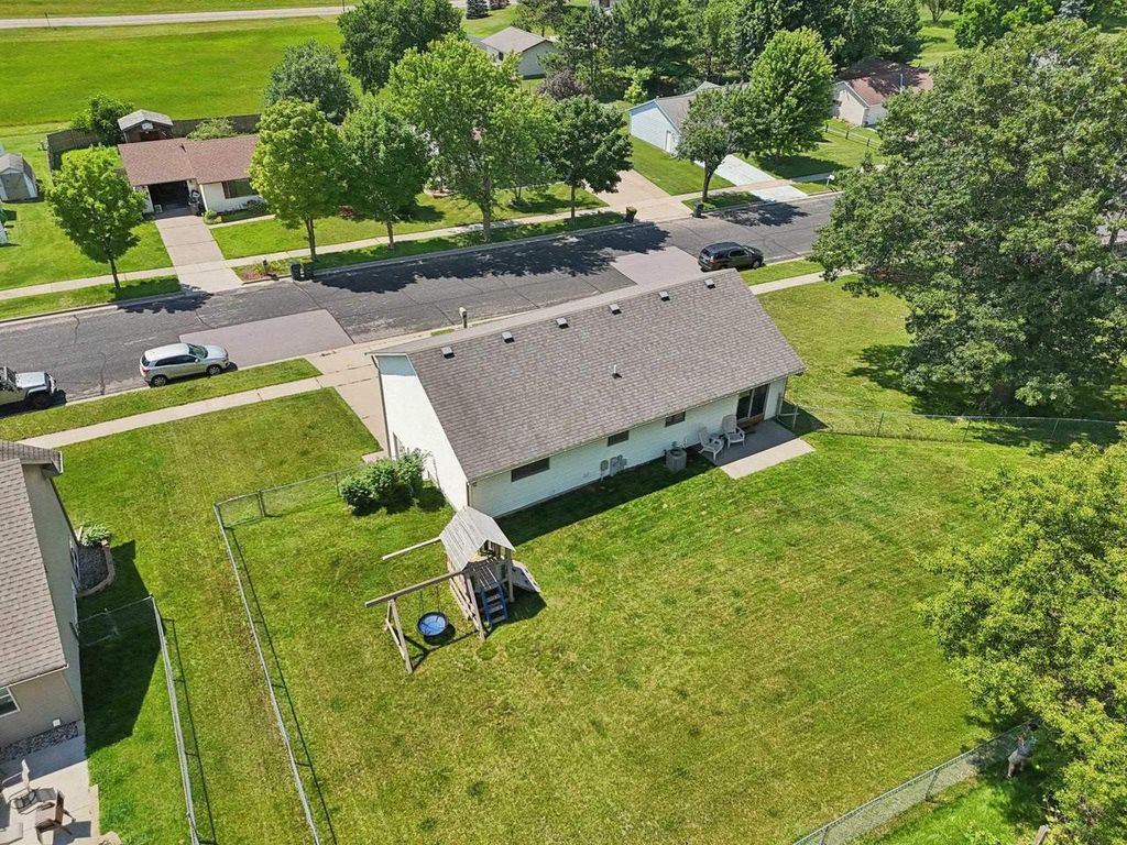 Photo of 1922 Amanda DRIVE, Reedsburg, WI 53959 (MLS # 2013989)