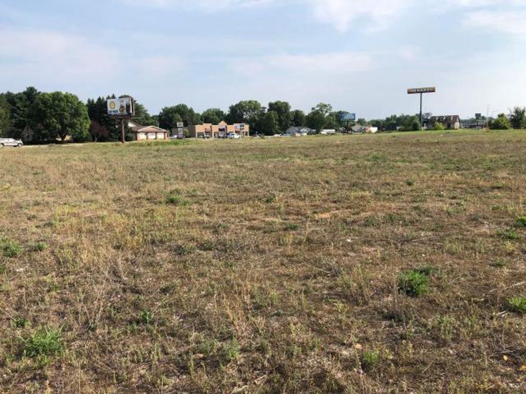 Photo of W1248 Old Peshtigo ROAD, Marinette, WI 54143 (MLS # 50314917)