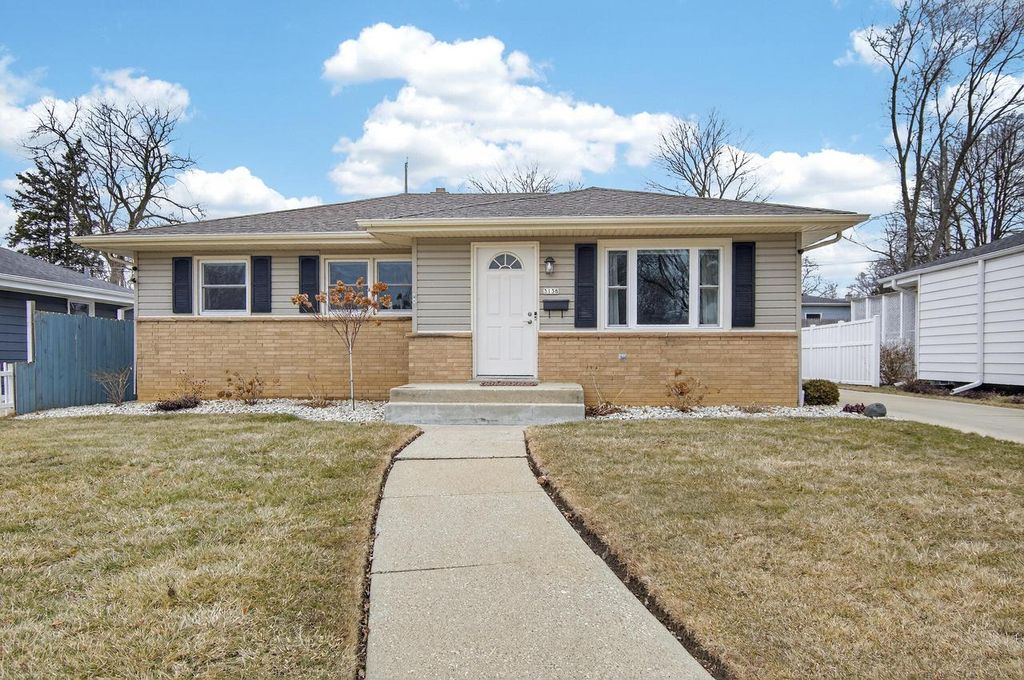 Photo of 3138 Barbara DRIVE, Racine, WI 53404 (MLS # 1951624)