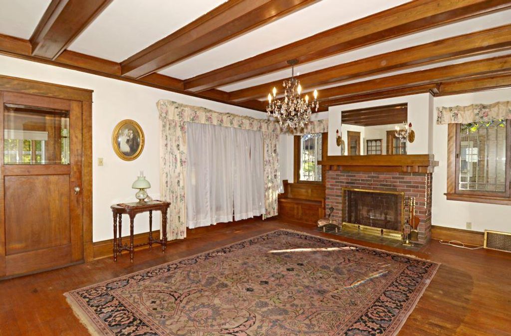 Photo of 311 N Center AVENUE, Jefferson, WI 53549 (MLS # 1941128)