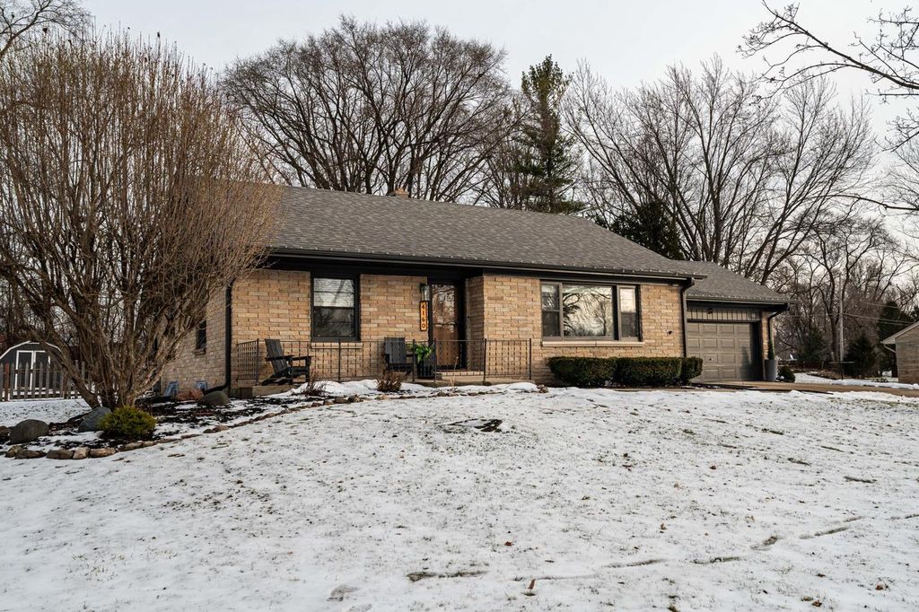 Photo of 4160 N 137th STREET, Brookfield, WI 53005 (MLS # 1946407)