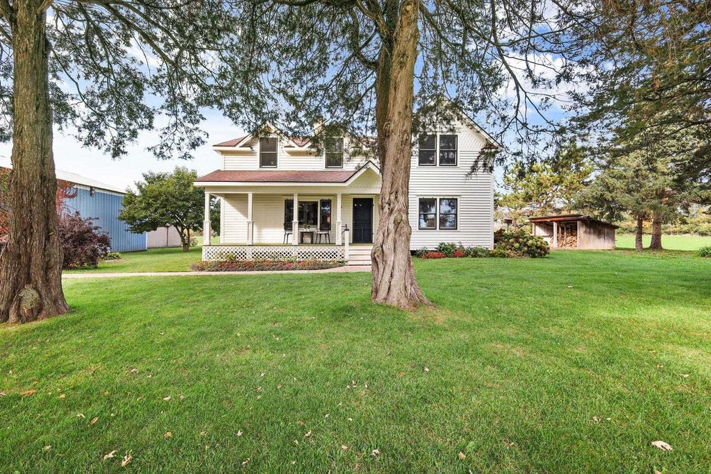 Photo of N2575 Kunz ROAD, Fort Atkinson, WI 53538 (MLS # 2034649)