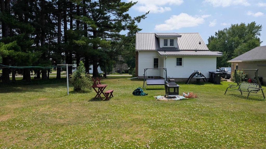 Photo of 114 W Pioneer Park ROAD, Westfield, WI 53964 (MLS # 2027057)