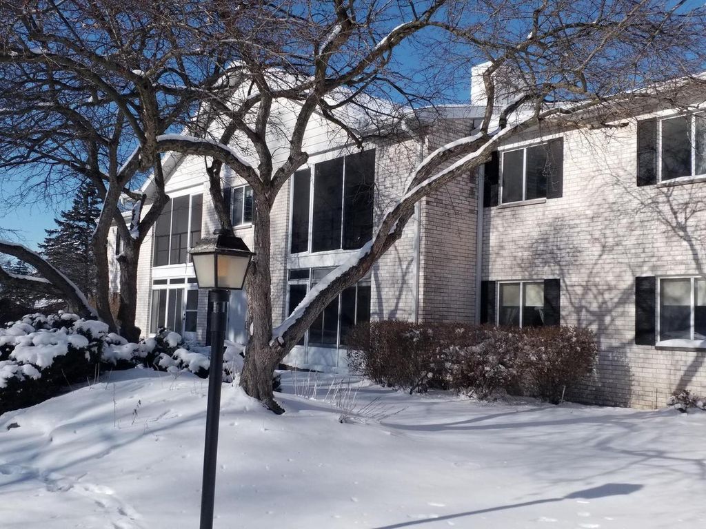 Photo of 1518 Golf View ROAD #C, Madison, WI 53704 (MLS # 2015166)