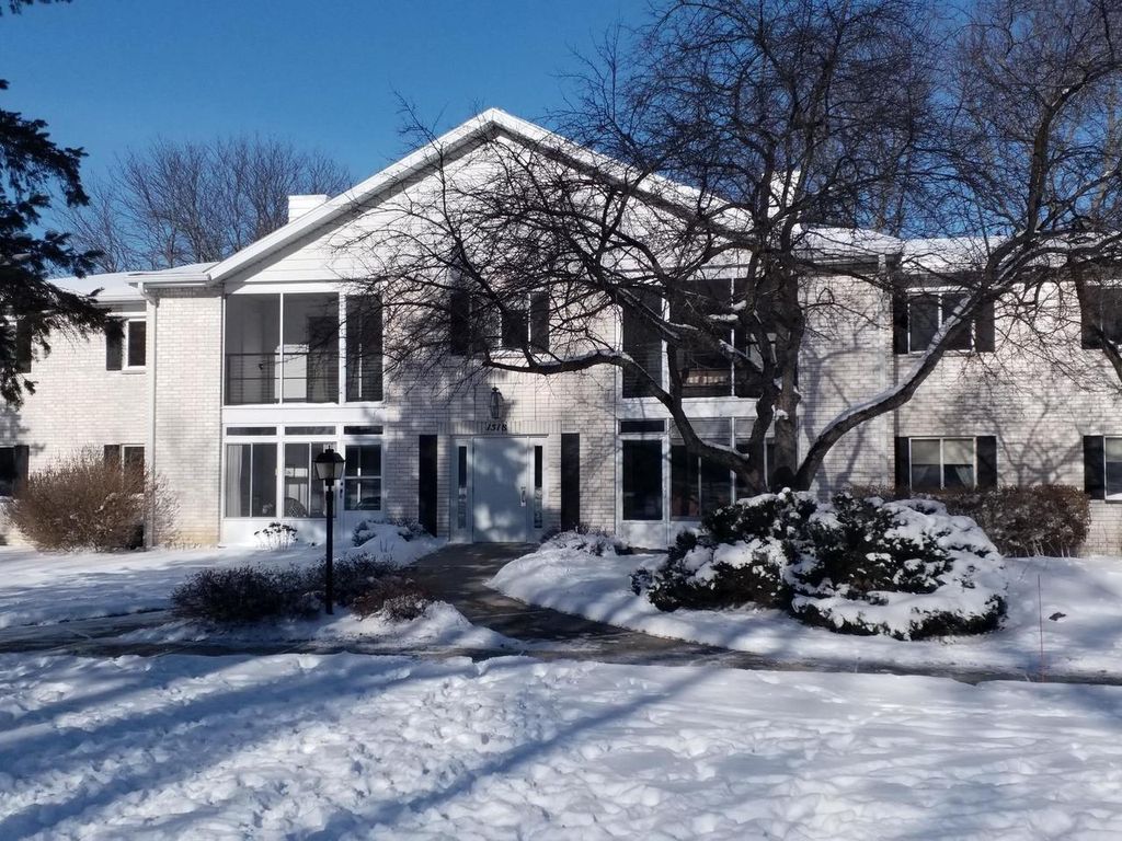 Photo of 1518 Golf View ROAD #C, Madison, WI 53704 (MLS # 2015166)