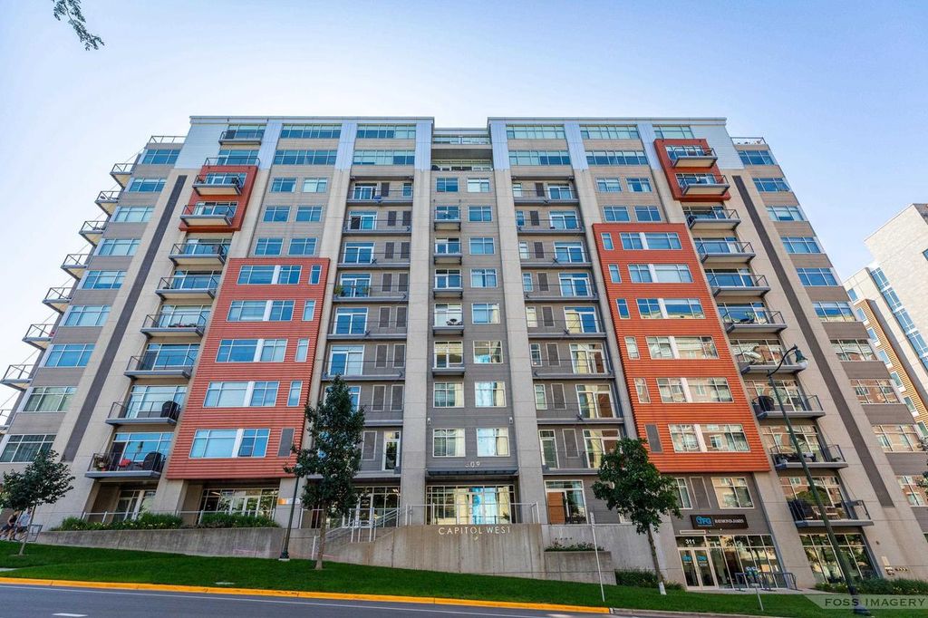 Photo of 309 W Washington AVENUE #209, Madison, WI 53703 (MLS # 2014758)