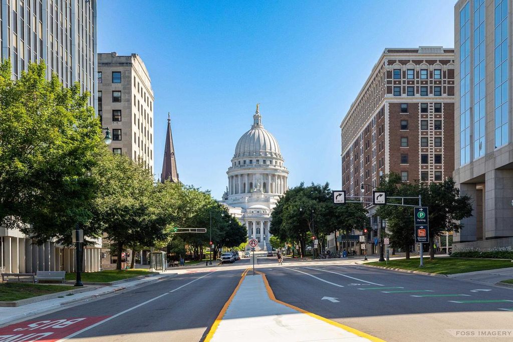 Photo of 309 W Washington AVENUE #209, Madison, WI 53703 (MLS # 2014758)