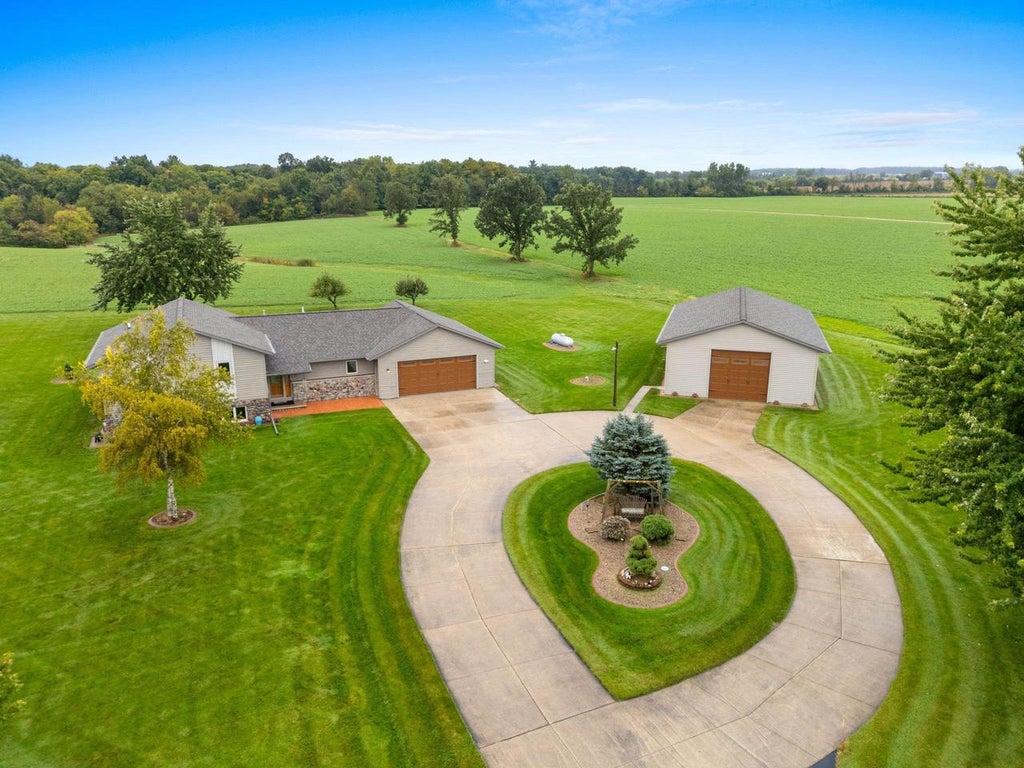Photo of W2387 Man Cal ROAD, Kaukauna, WI 54130 (MLS # 50333030)