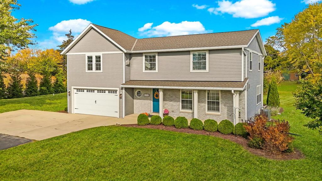 Photo of 12312 W Donges Bay ROAD, Mequon, WI 53097 (MLS # 1946852)