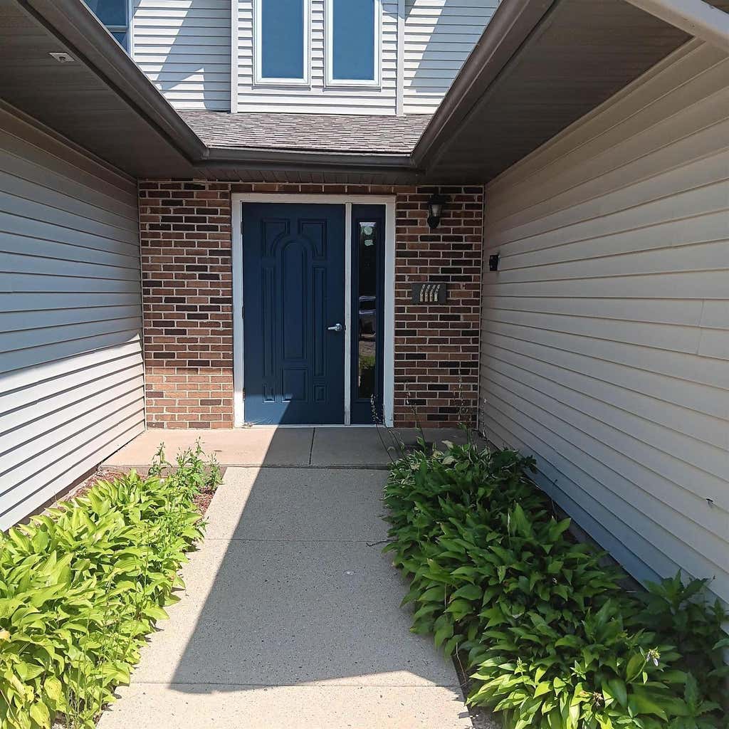 Photo of 151 Talon PLACE, Sun Prairie, WI 53593 (MLS # 2029458)