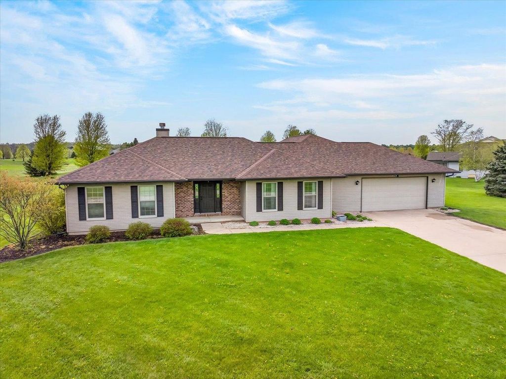 Photo of N4171 Country Club DRIVE, Brodhead, WI 53520 (MLS # 2019907)