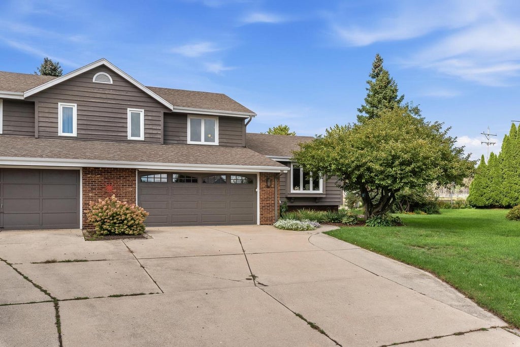 Photo of 8597 N Meadowside COURT, Brown Deer, WI 53223 (MLS # 1981621)
