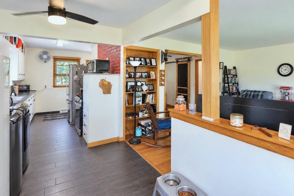 Photo of 3616 S Glenwood DRIVE, Beloit, WI 53511 (MLS # 2032243)