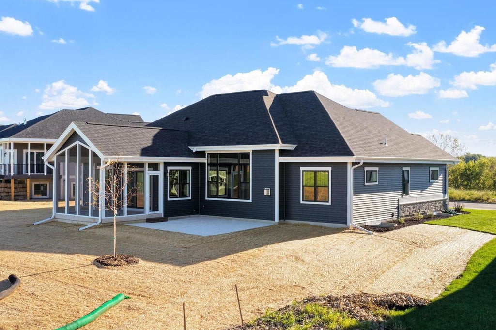 Photo of 4074 Hanover DRIVE, Deforest, WI 53532 (MLS # 2033952)