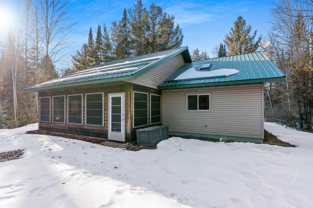Photo of 8046 County Road R, Suring, WI 54174 (MLS # 50321292)